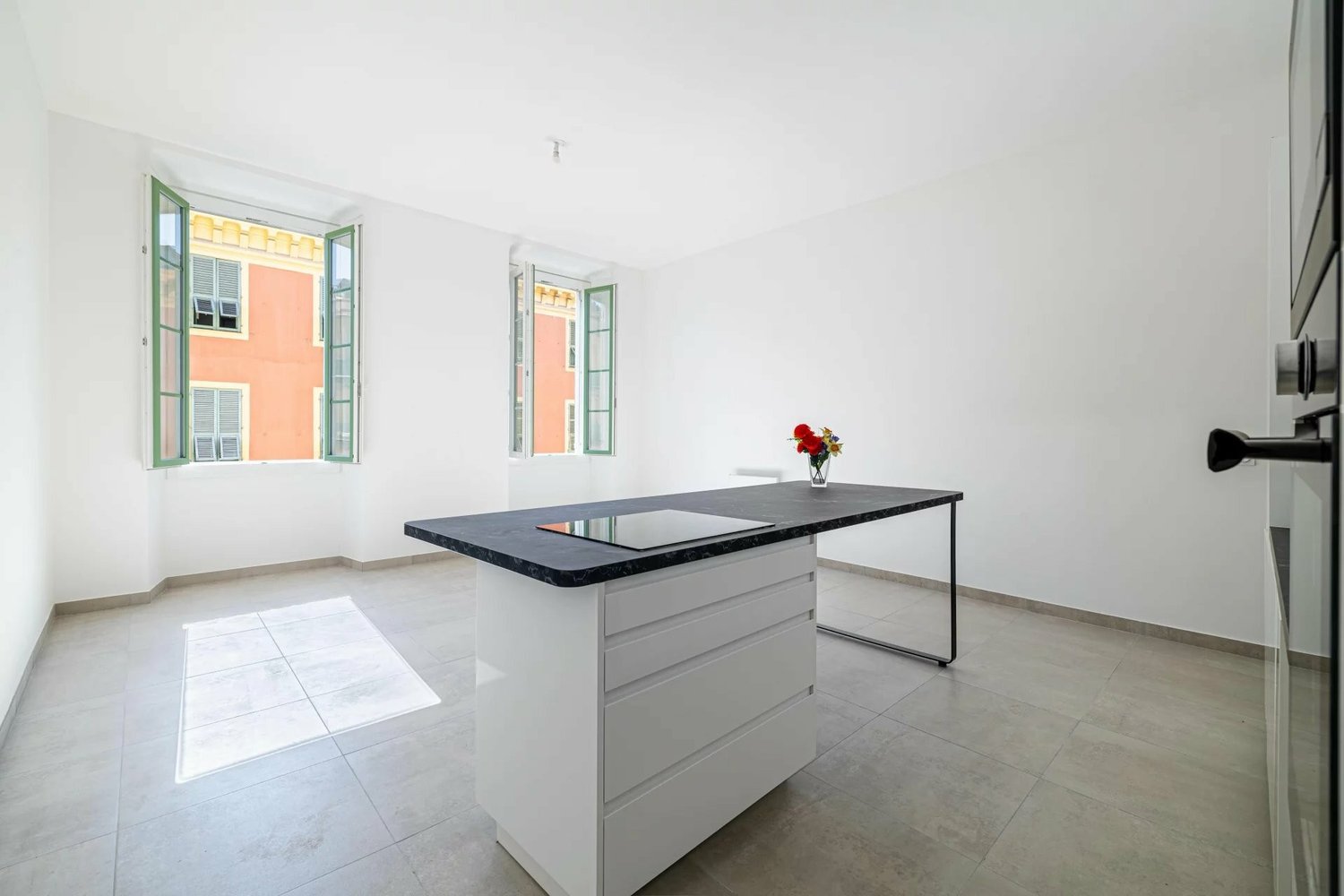 Property photo in Port