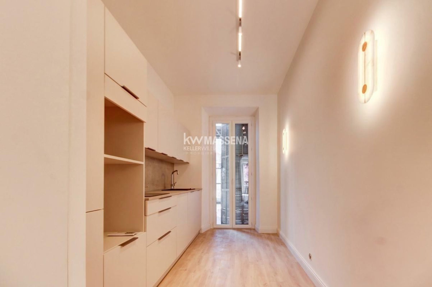 Property photo in Port