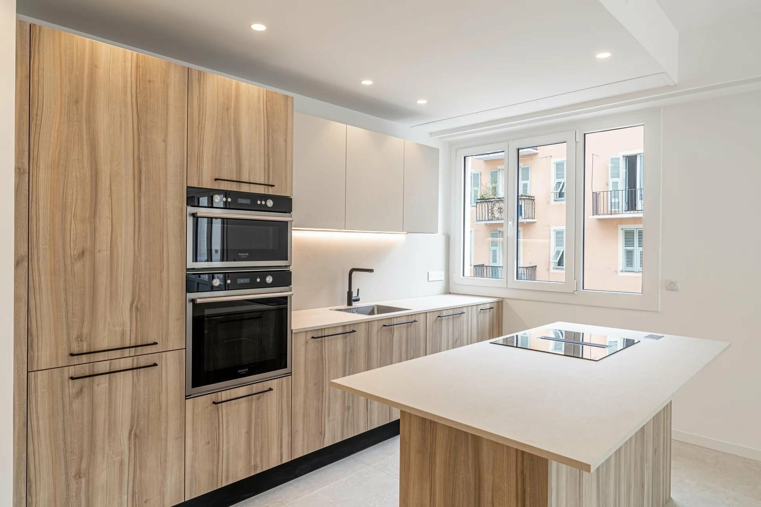 Property photo in Port