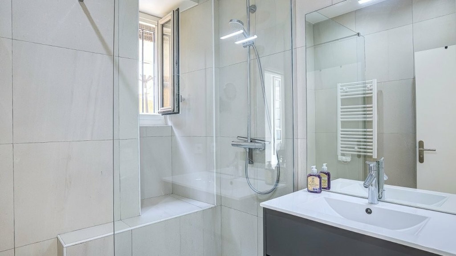 Property photo in Port