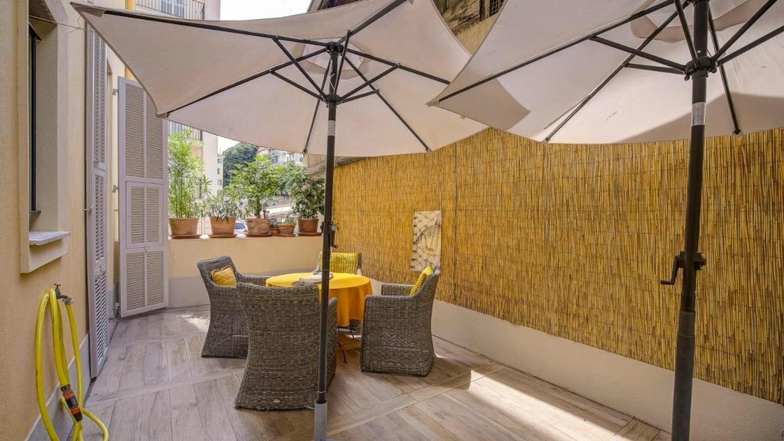 Property photo in Port