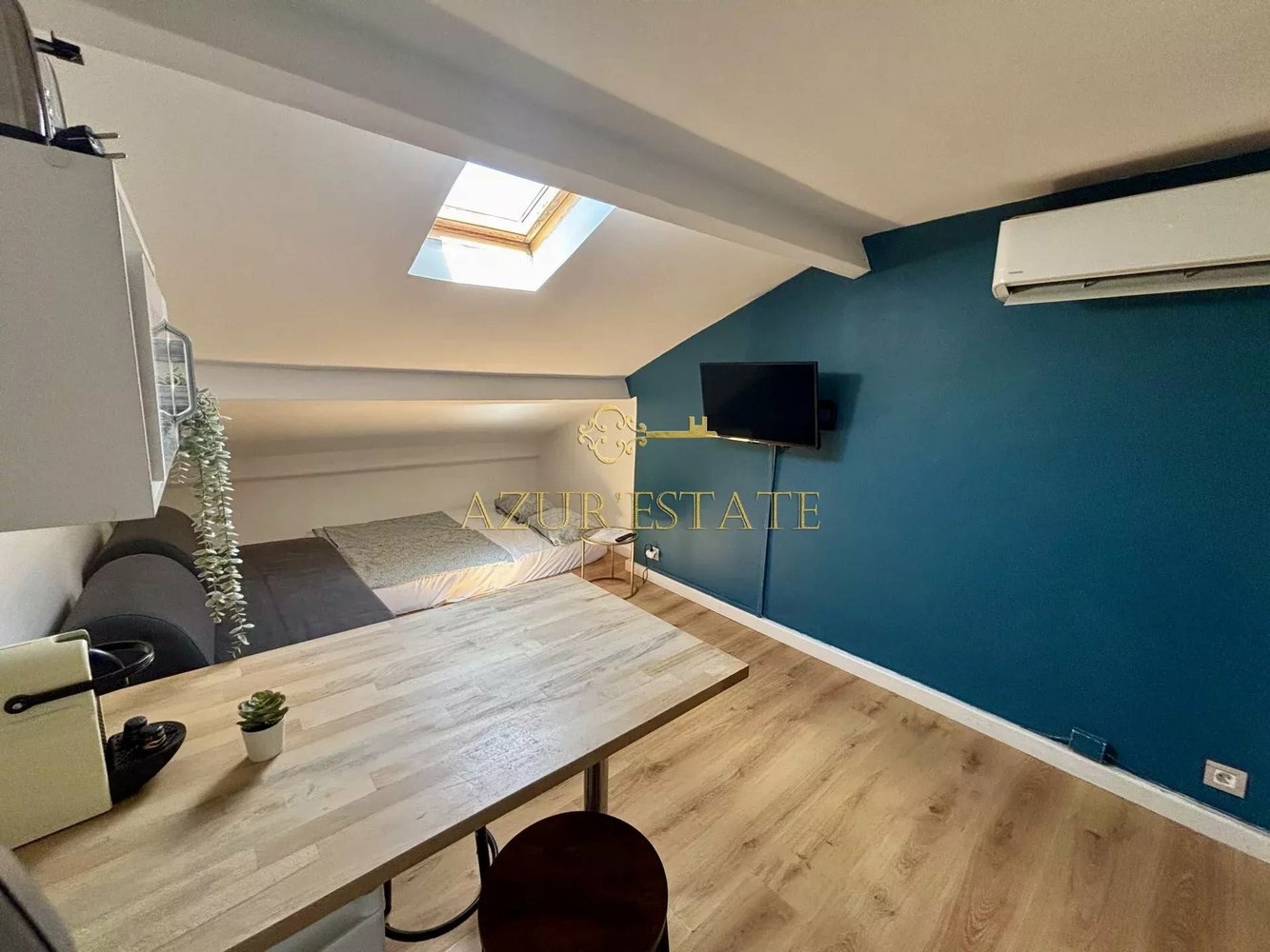 Property photo in Port