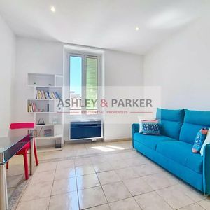 Property in Carre d'Argent