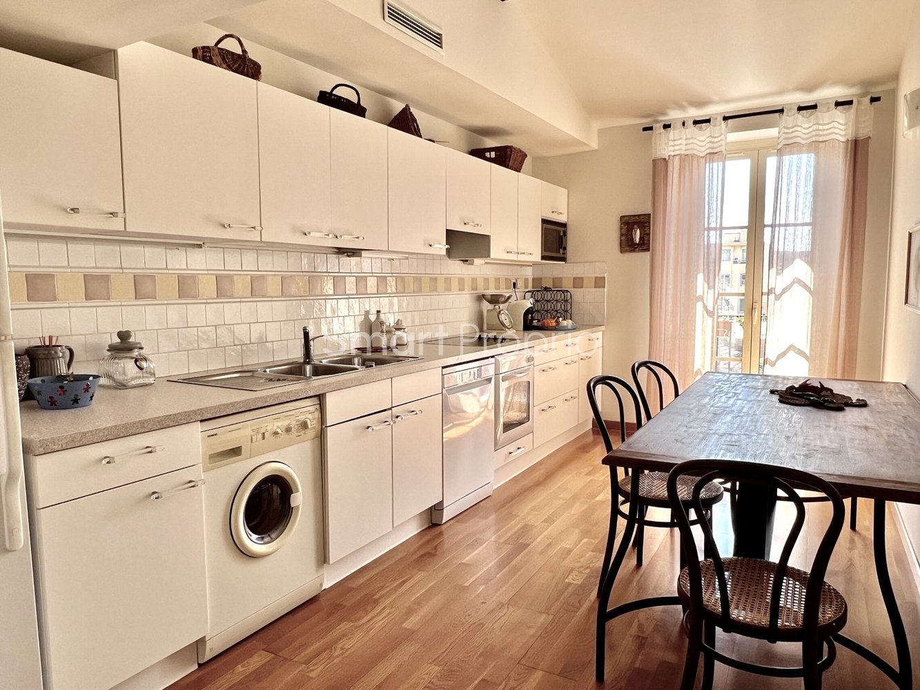 Property photo in Carre d'Argent