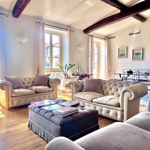 Property in Carre d'Argent