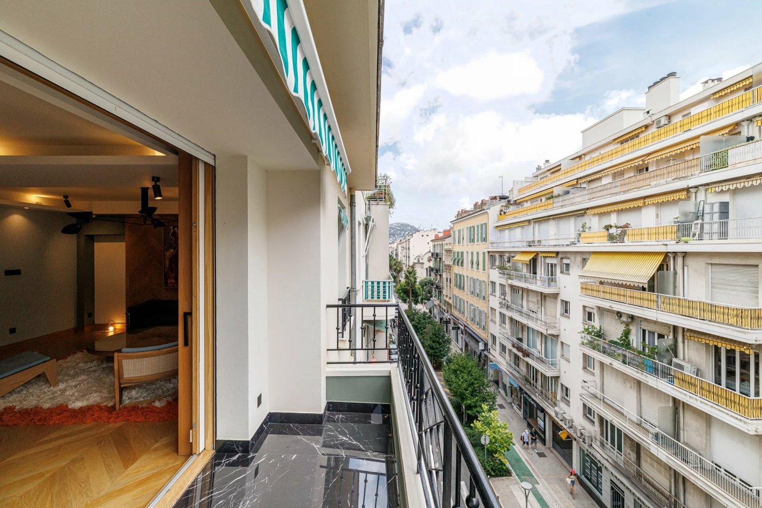 Property photo in Carre d'Argent