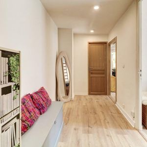 Property in Carre d'Argent