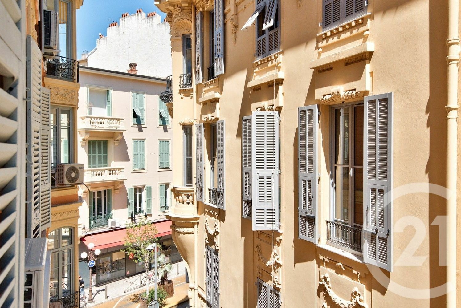 Property photo in Carre d'Argent
