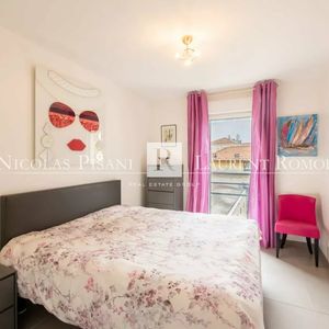 Property in Carre d'Argent