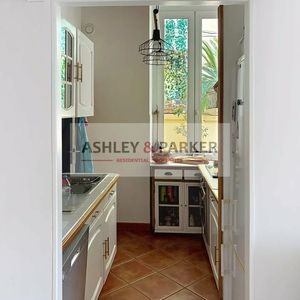 Property in Carre d'Argent