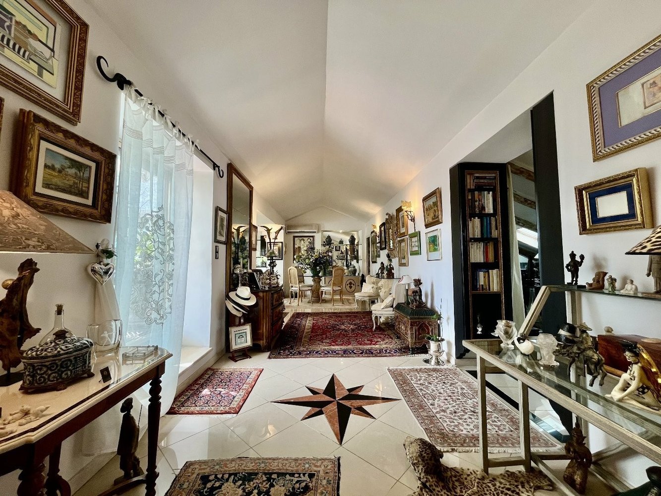 Property photo in Carre d'Argent