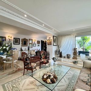 Property in Carre d'Argent