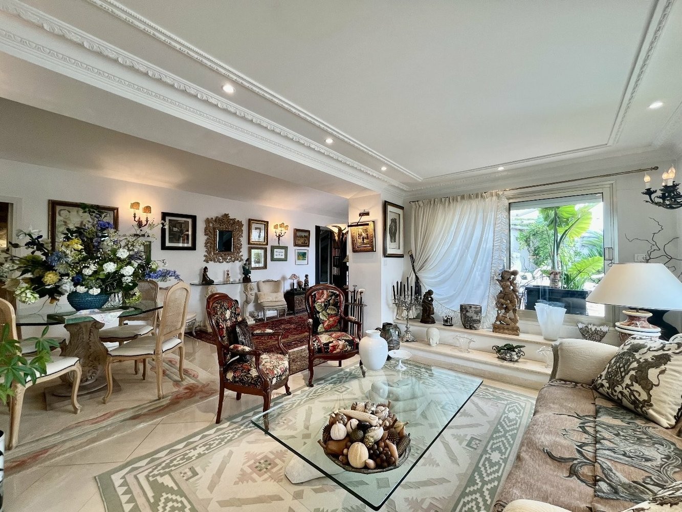 Property photo in Carre d'Argent