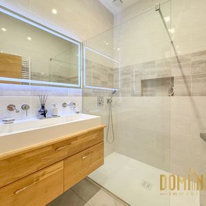 Property in Carre d'Argent