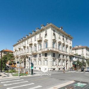 Property in Carre d'Argent