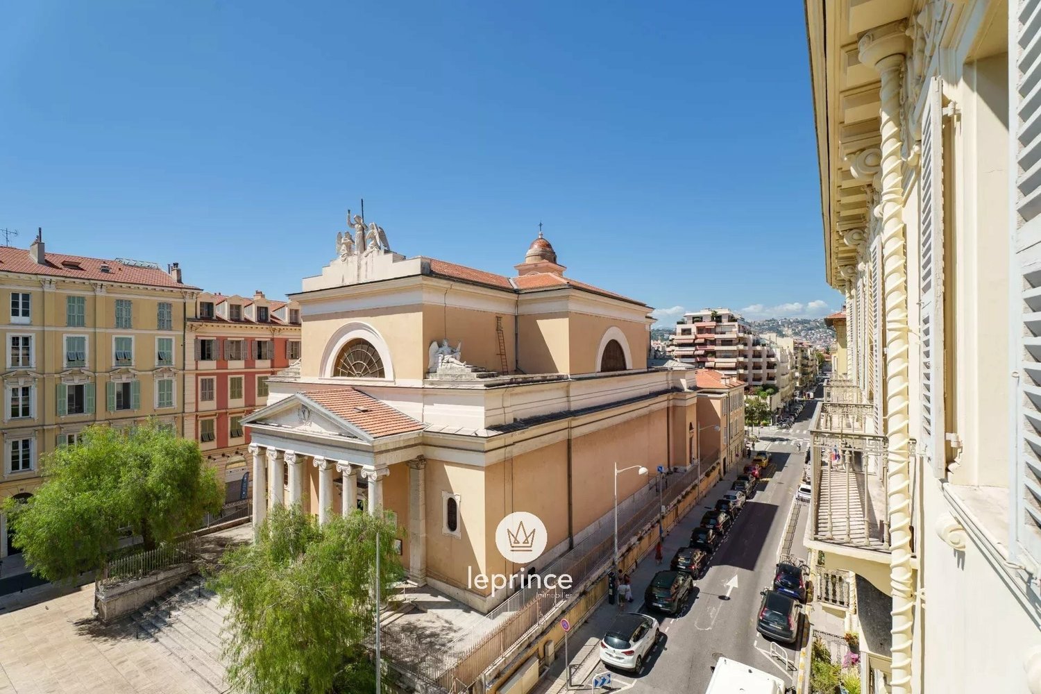 Property photo in Carre d'Argent