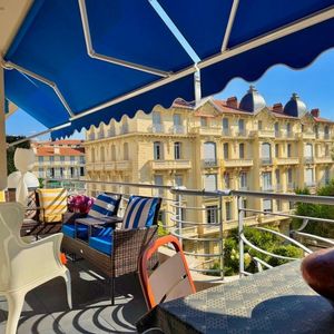 Property in Carre d'Or