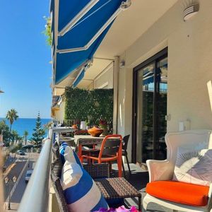 Property in Carre d'Or