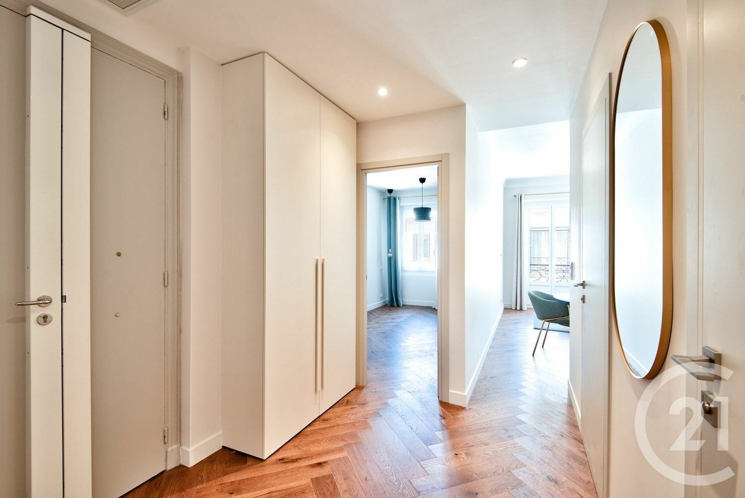 Property photo in Carre d'Or