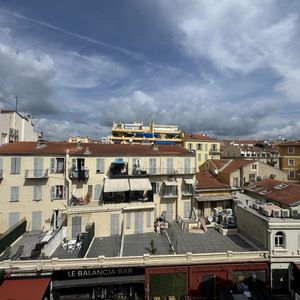 Property in Carre d'Or