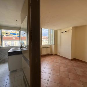 Property in Carre d'Or