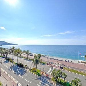 Property in Carre d'Or