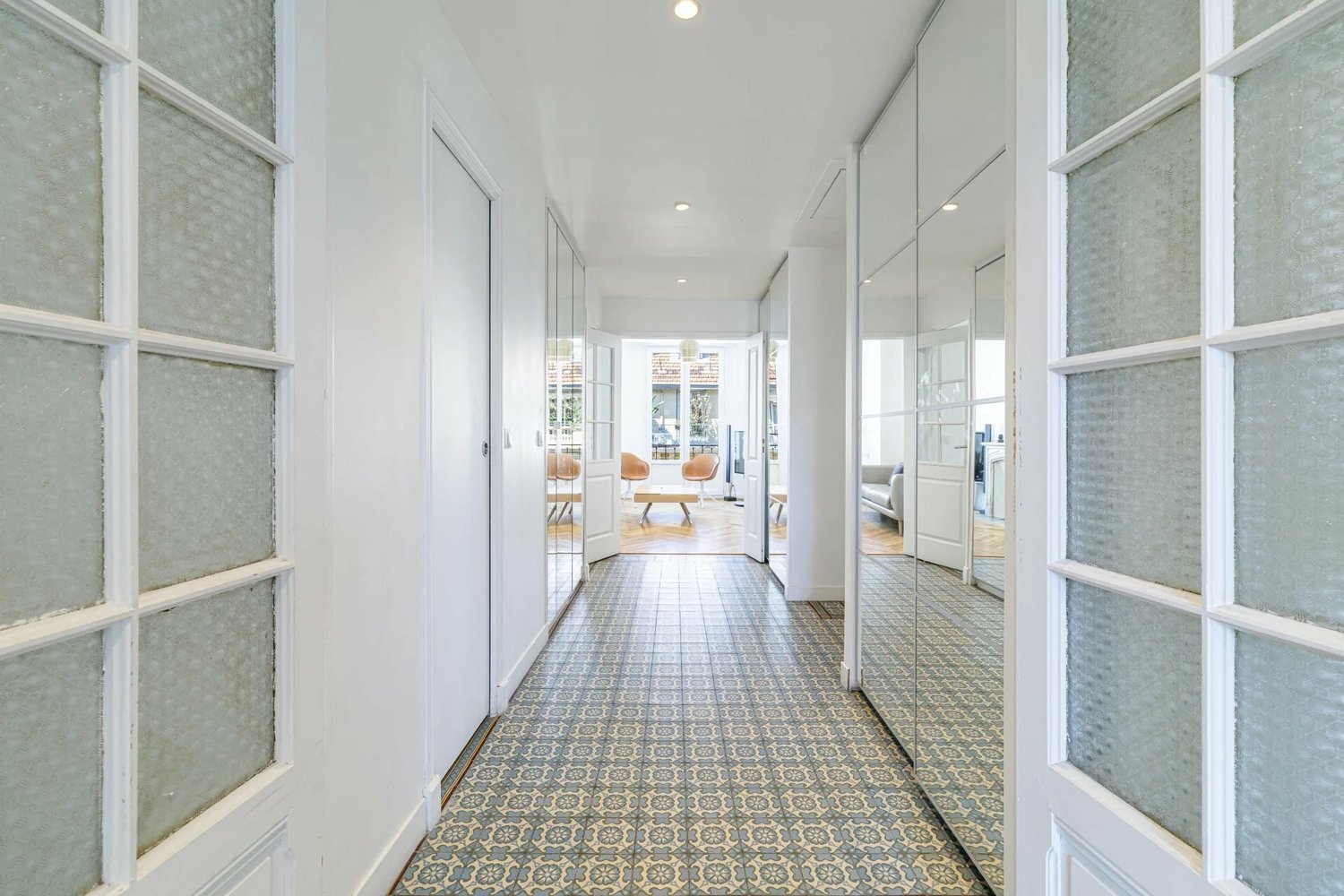 Property photo in Carre d'Or