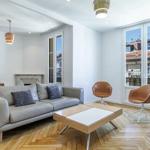 Property in Carre d'Or