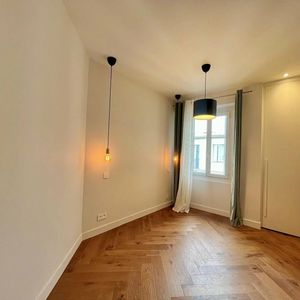 Property in Carre d'Or