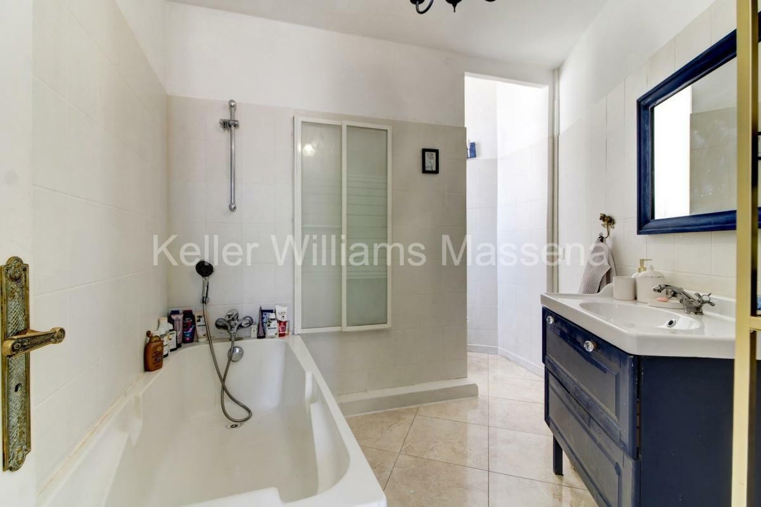 Property photo in Carre d'Or