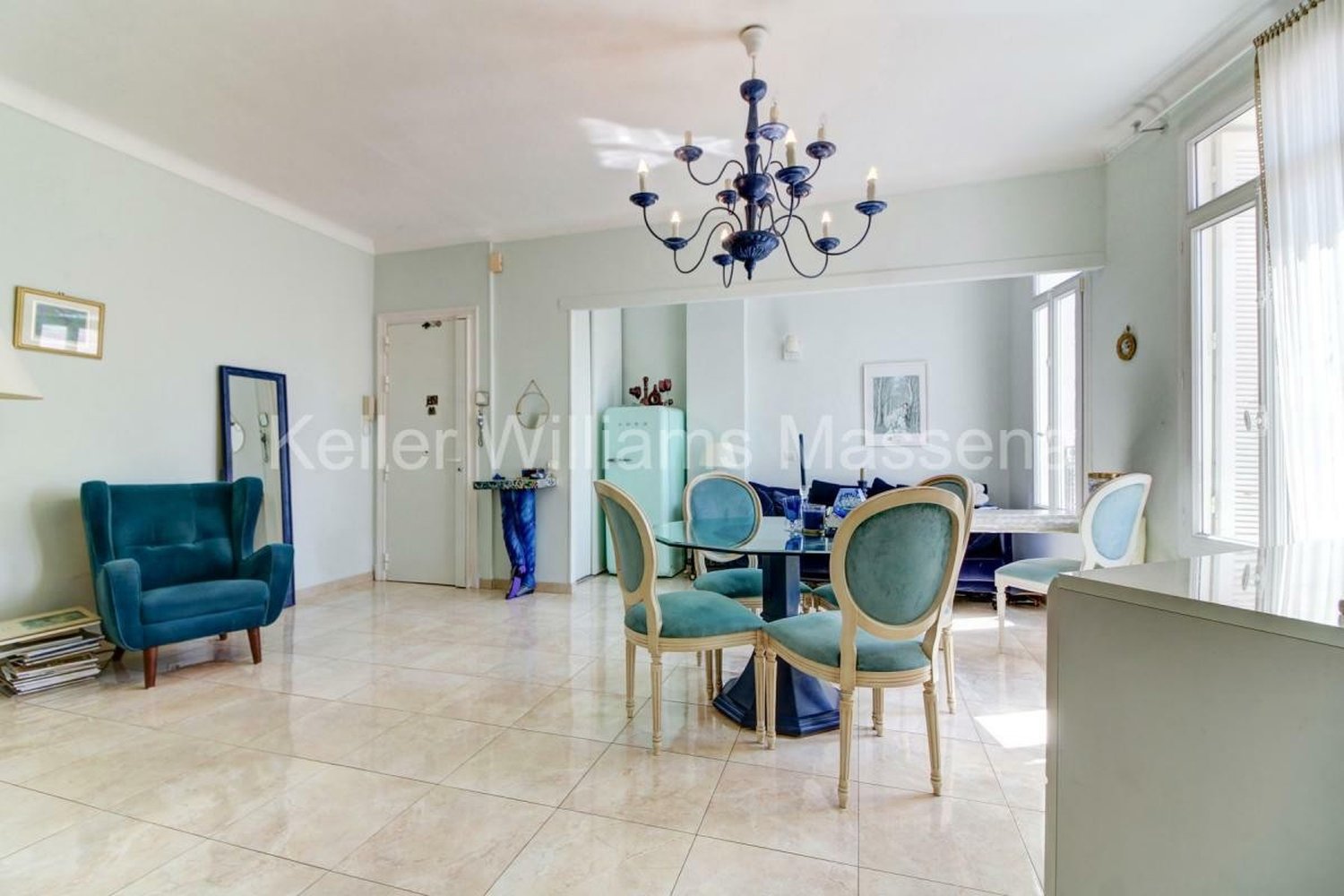 Property photo in Carre d'Or