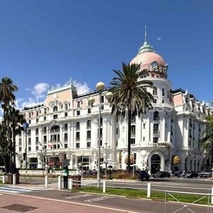 Property in Carre d'Or