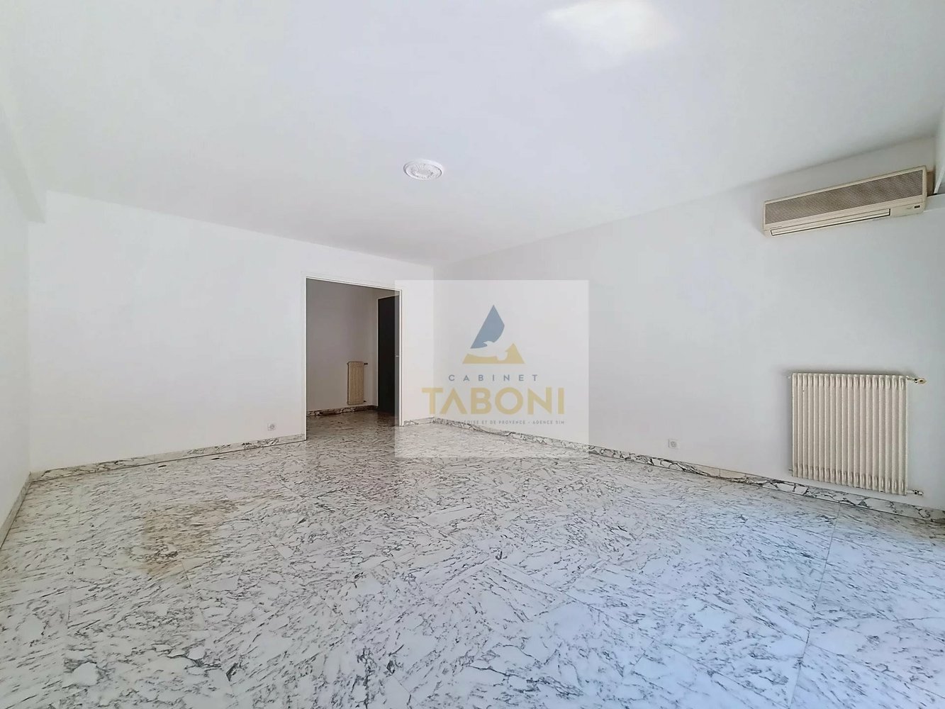 Property photo in Musicians Quarter