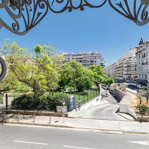 Property in Musicians Quarter