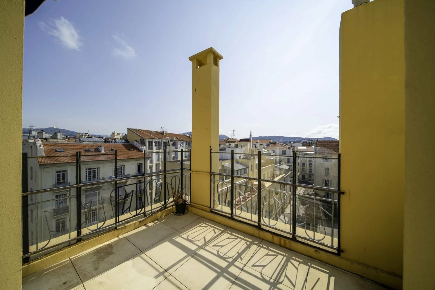 Property photo in Musicians Quarter