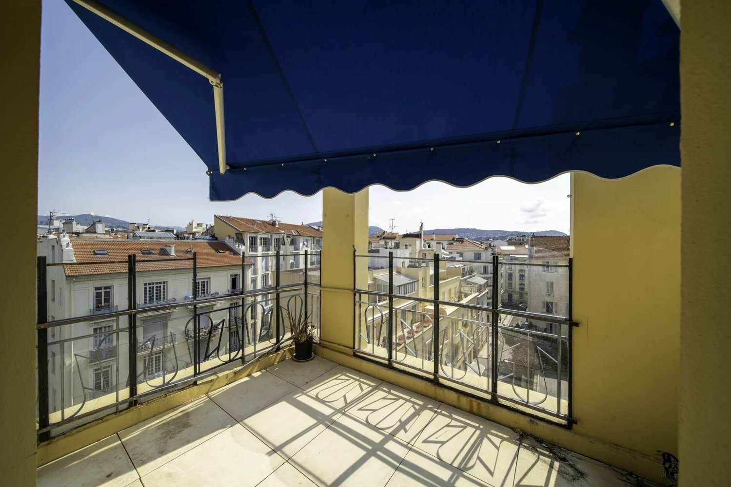 Property photo in Musicians Quarter