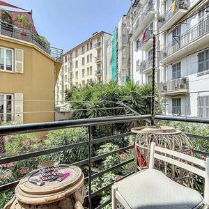 Property in Musicians Quarter