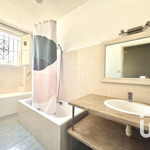 Property in Musicians Quarter