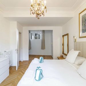 Property in Carre d'Or