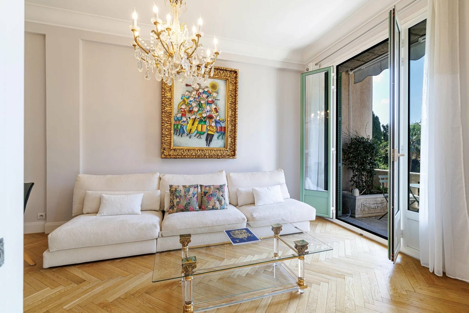 Property photo in Carre d'Or