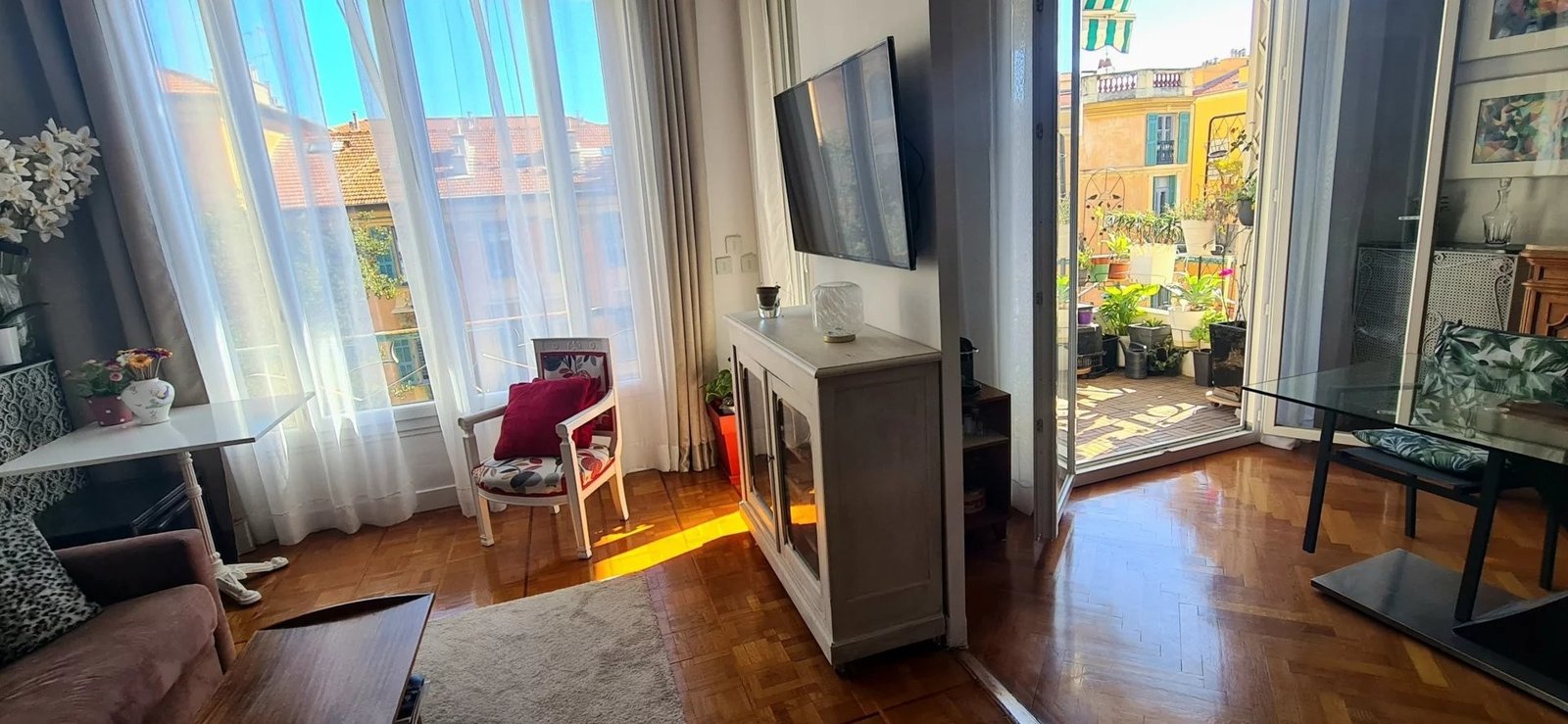 Property photo in Musicians Quarter