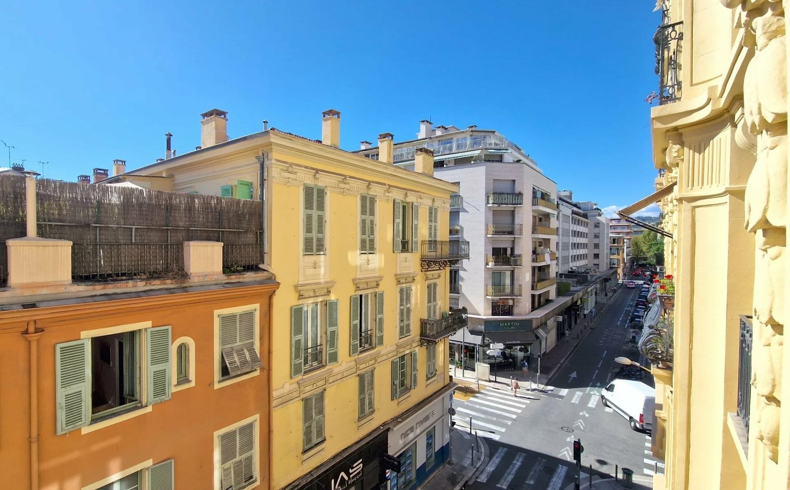 Property photo in Carre d'Argent