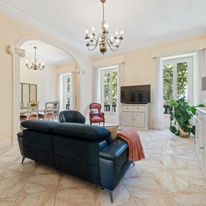 Property in Carre d'Argent