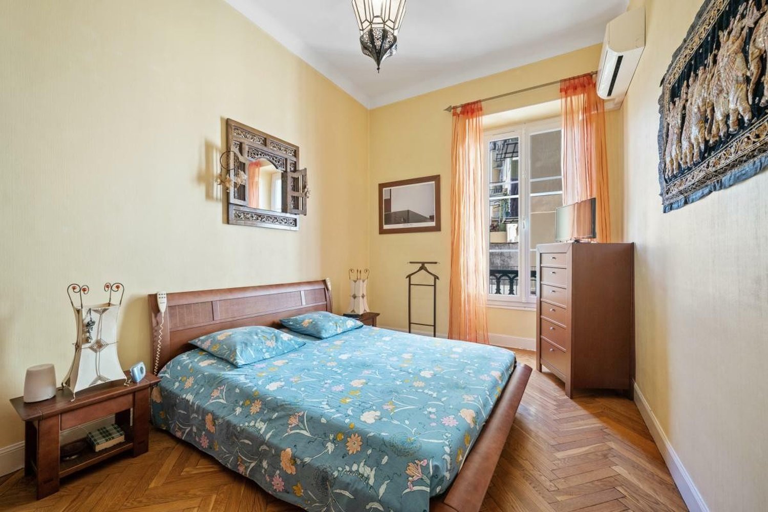 Property photo in Carre d'Argent