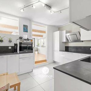 Property in Carre d'Argent