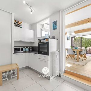 Property in Carre d'Argent