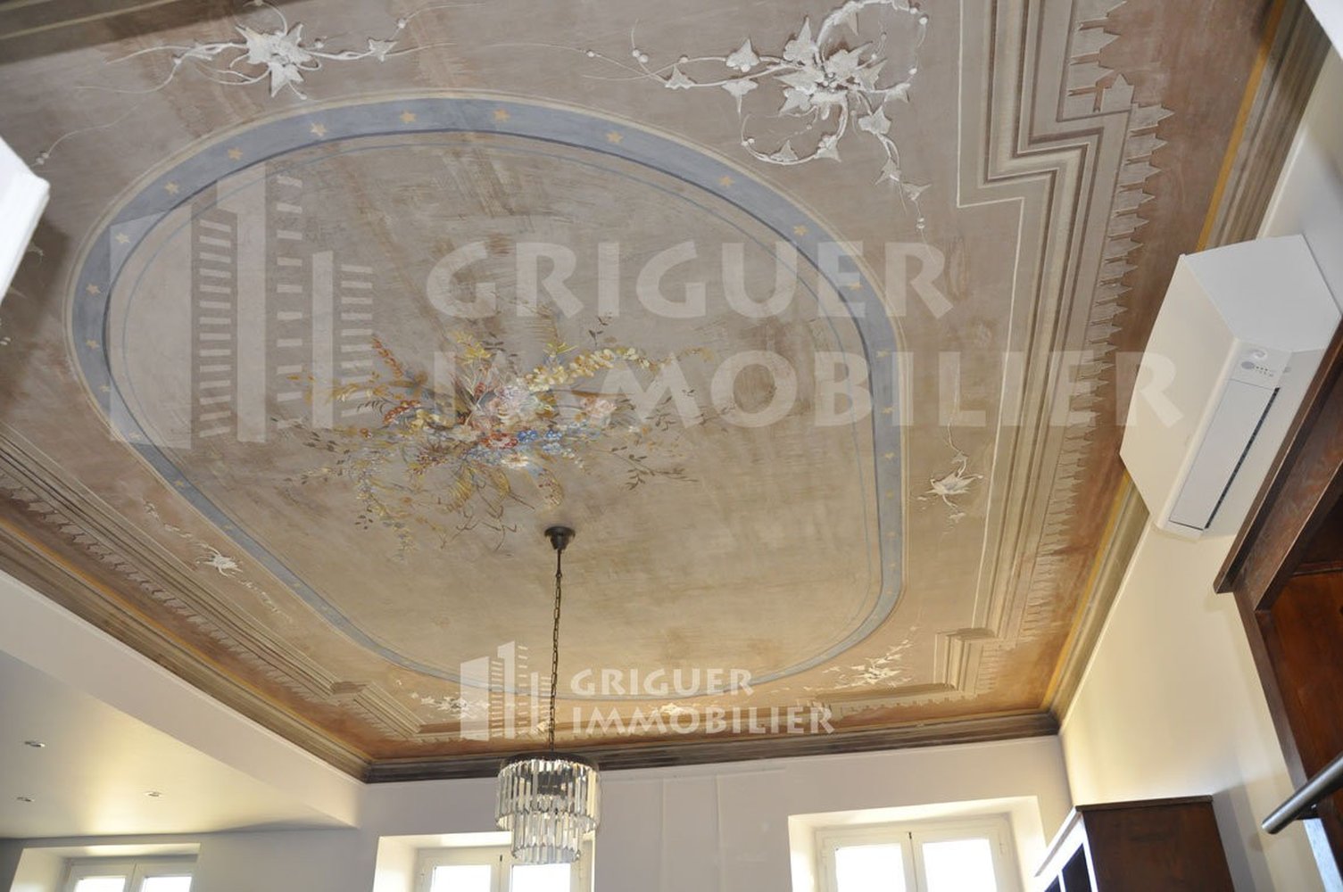 Property photo in Carre d'Argent