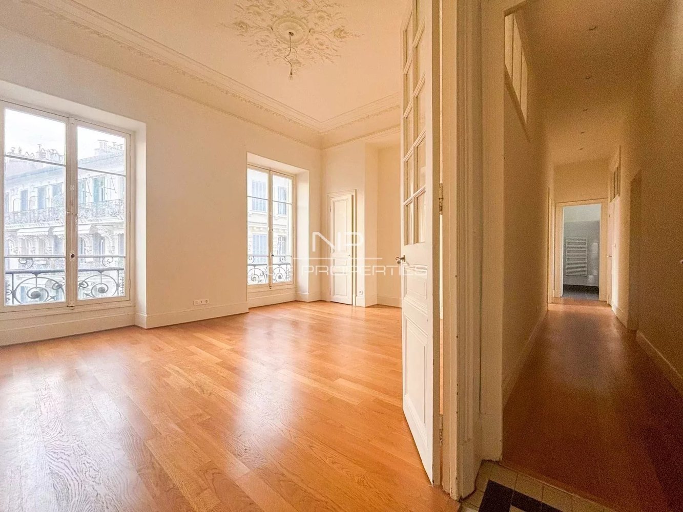 Property photo in Carre d'Argent