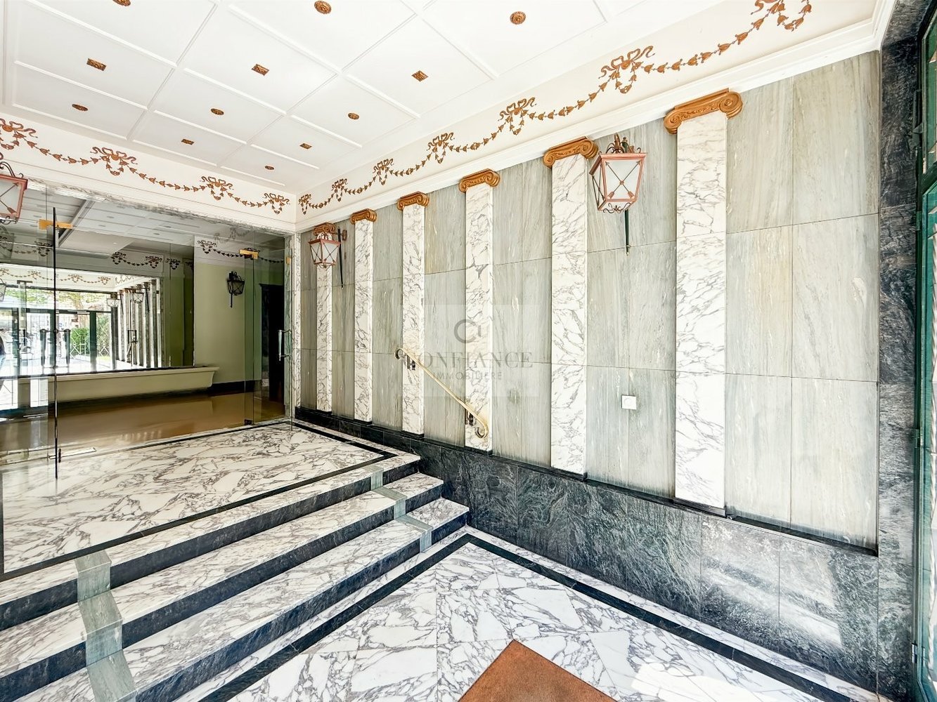 Property photo in Carre d'Argent