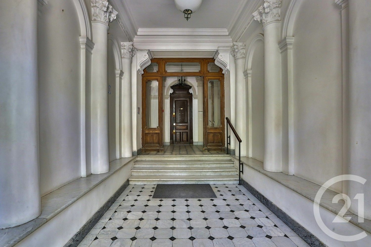 Property photo in Carre d'Argent